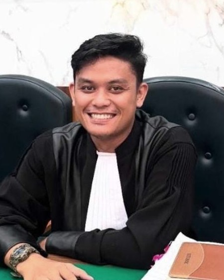 Horas Abadi Klinton, S.H. — Associate Ubermensch